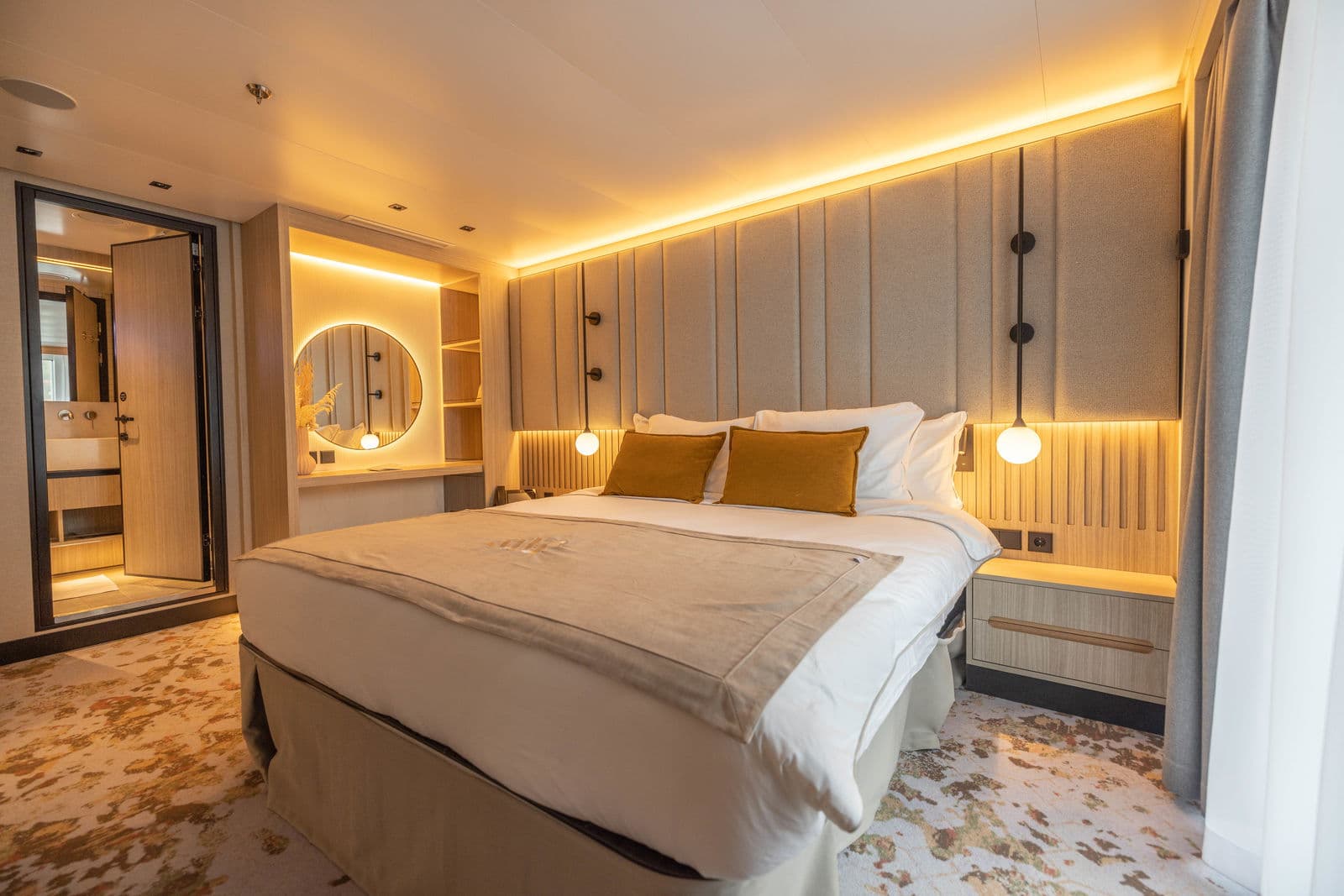 Suite — photo 1